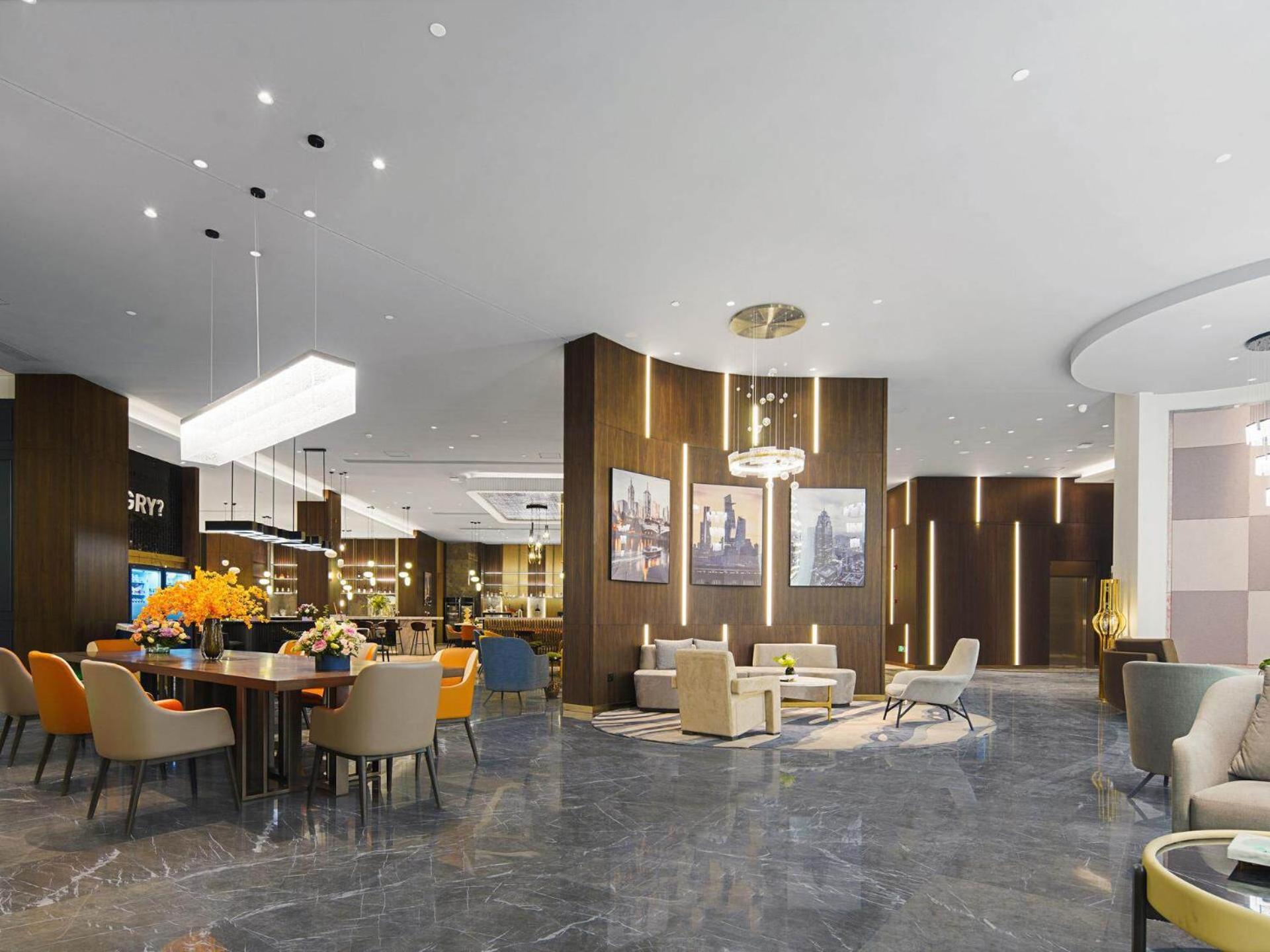 Park Inn By Radisson Nanchong Yilong Star City Plaza Exterior foto